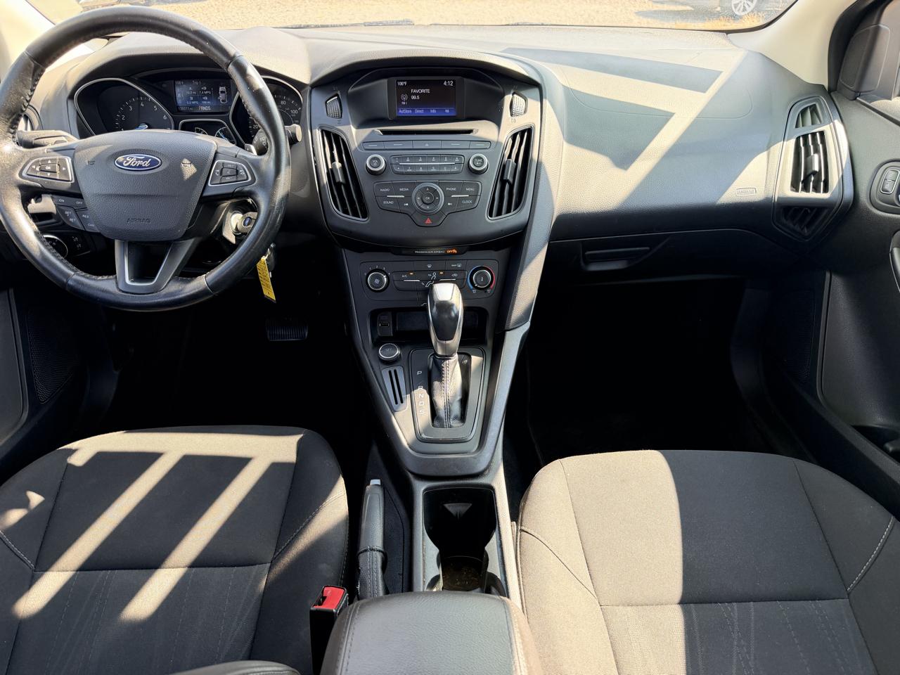 Ford Focus SE Sedan 2016