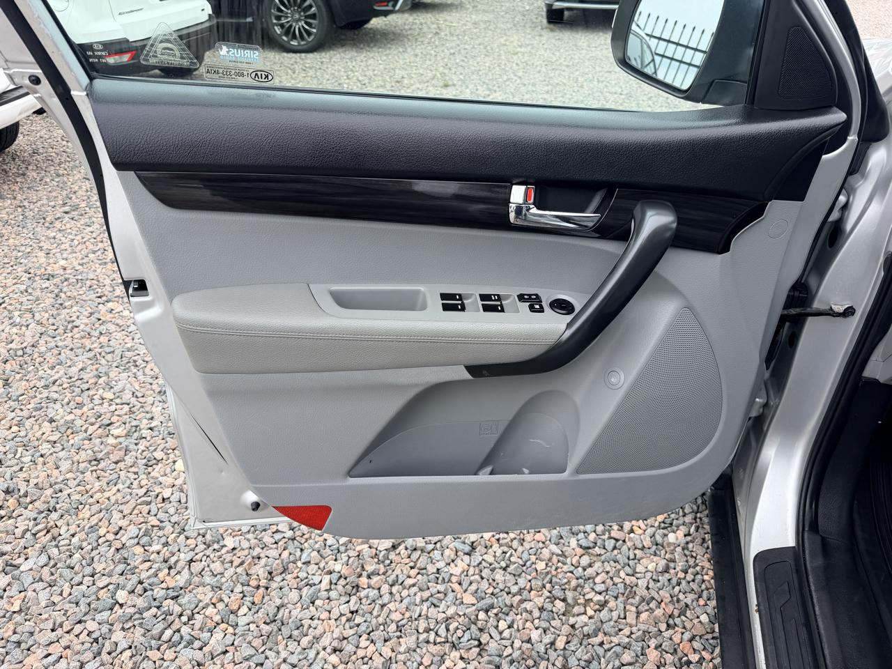 Kia Sorento LX 4WD 2011