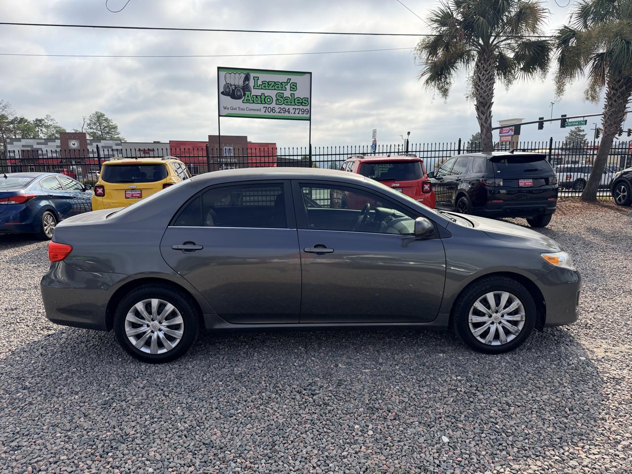 Toyota Corolla LE 4-Speed AT 2013