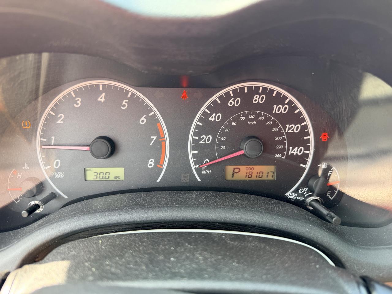 Toyota Corolla LE 4-Speed AT 2013