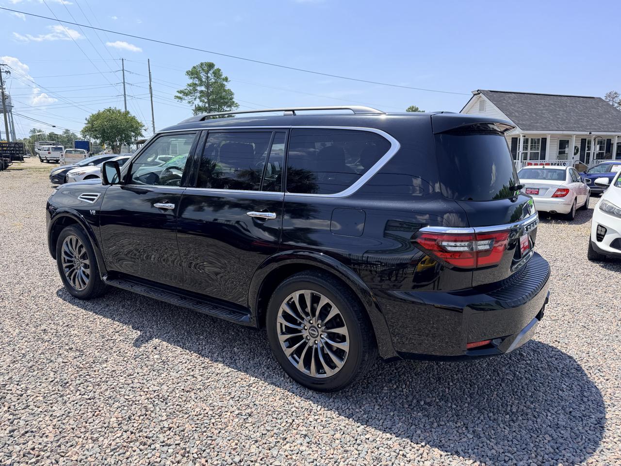 Nissan Armada Platinum 2WD 2021