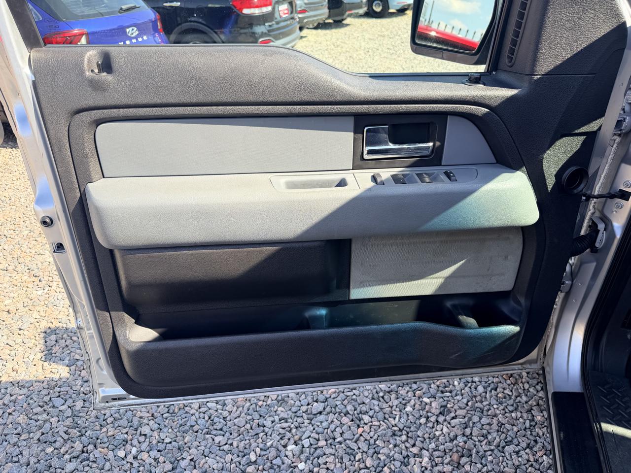 Ford F-150 XLT SuperCrew 5.5-ft. Bed 2WD 2012