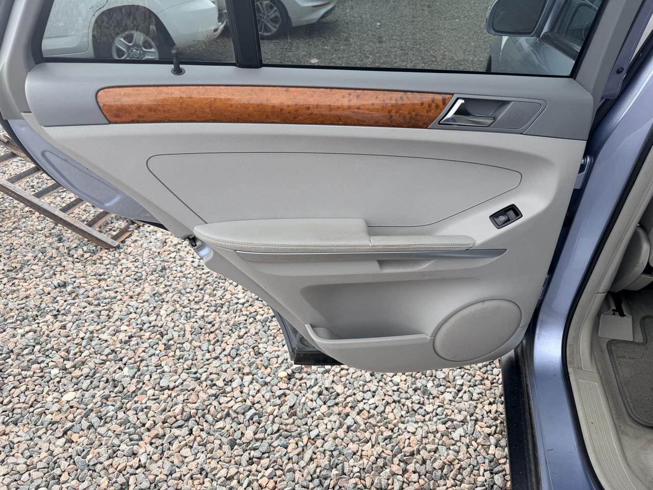 Mercedes-Benz M-Class ML350 2008