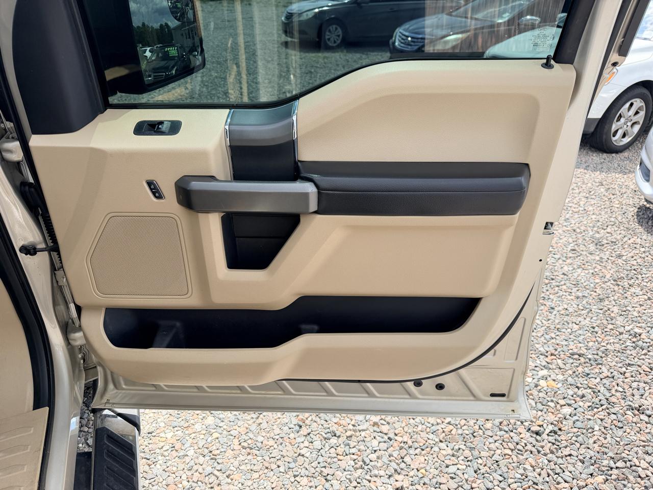 Ford F-150 XLT SuperCrew 6.5-ft. Bed 4WD 2017