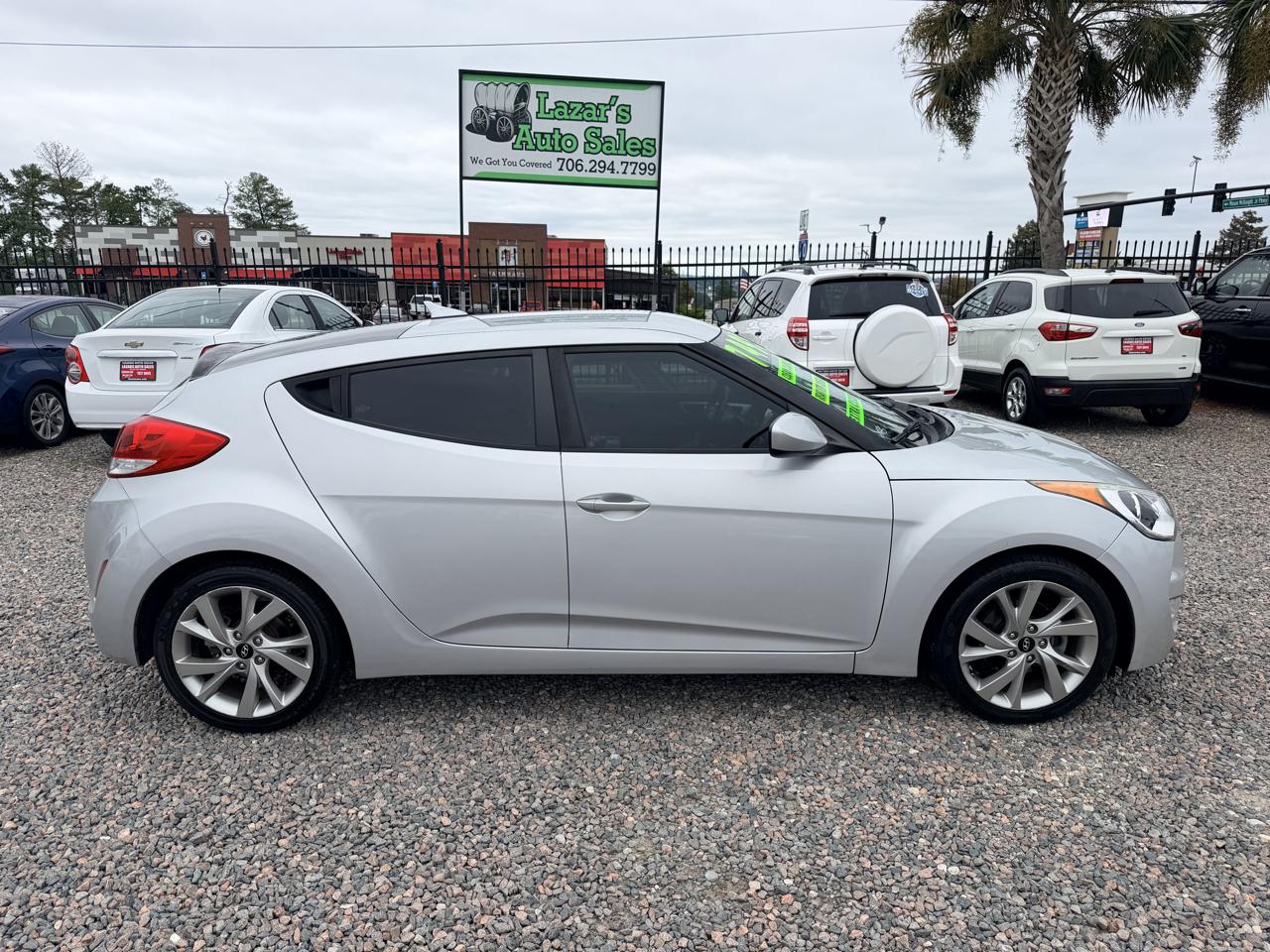 Hyundai Veloster Base 6AT 2017