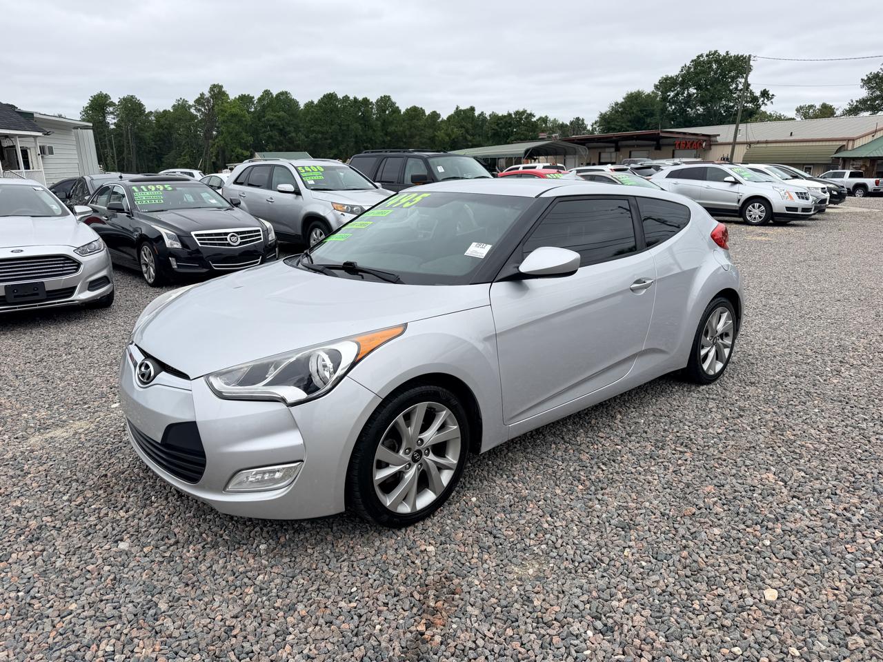 Hyundai Veloster Base 6AT 2017