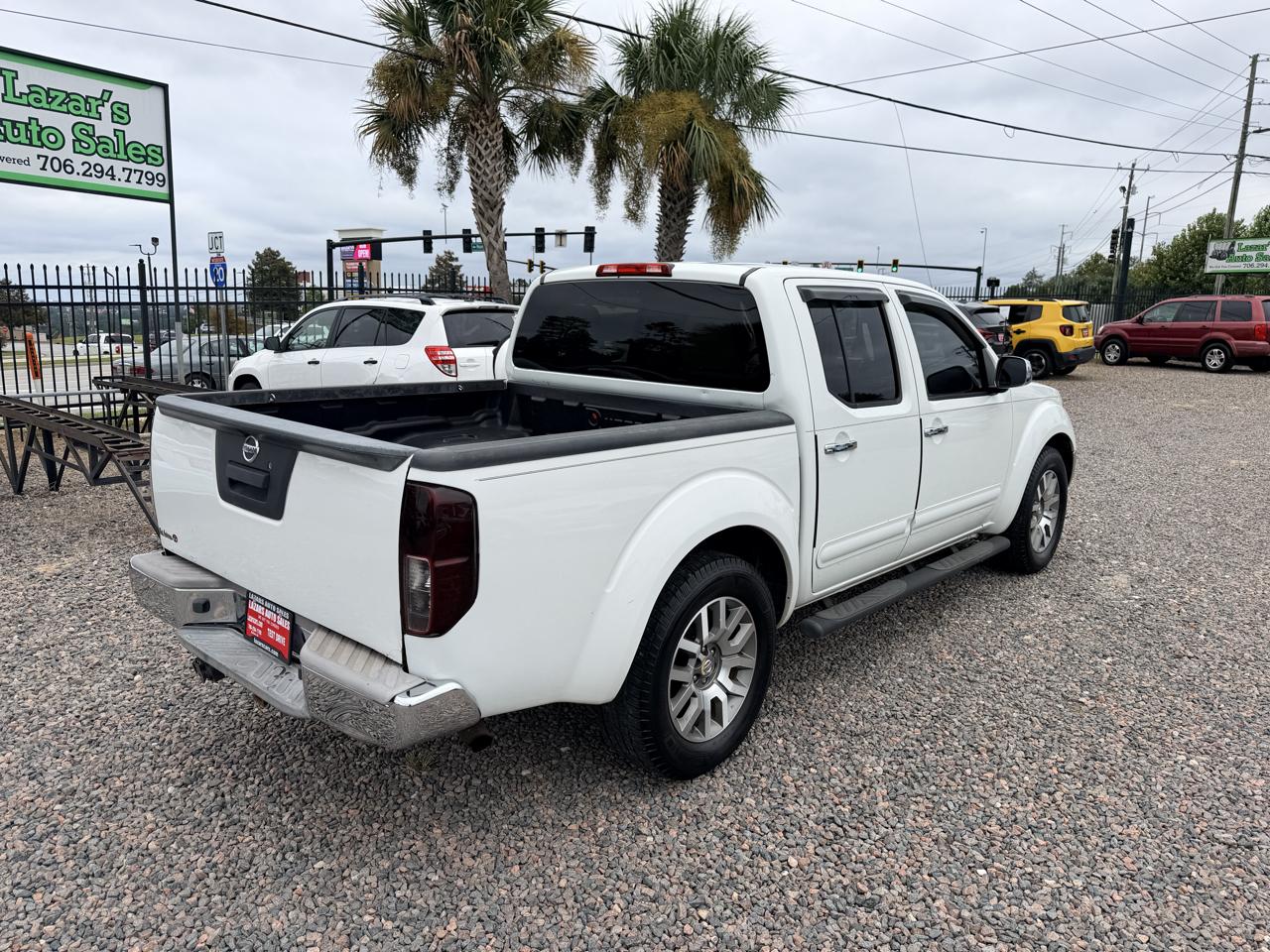 Nissan Frontier SL Crew Cab 2WD 2013