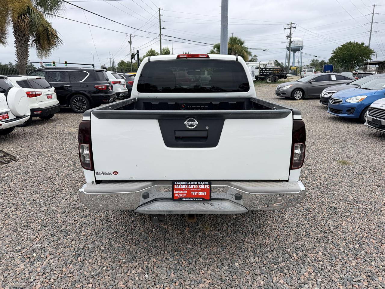 Nissan Frontier SL Crew Cab 2WD 2013