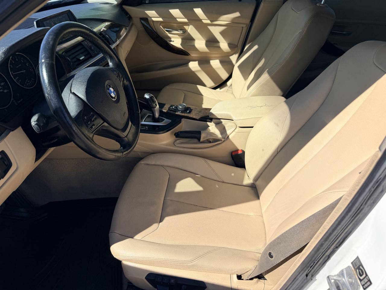 BMW 3-Series 320i Sedan 2015