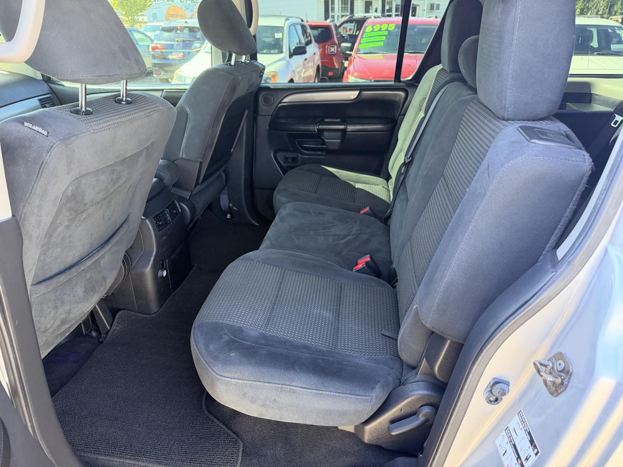 Nissan Armada SV 2WD 2012