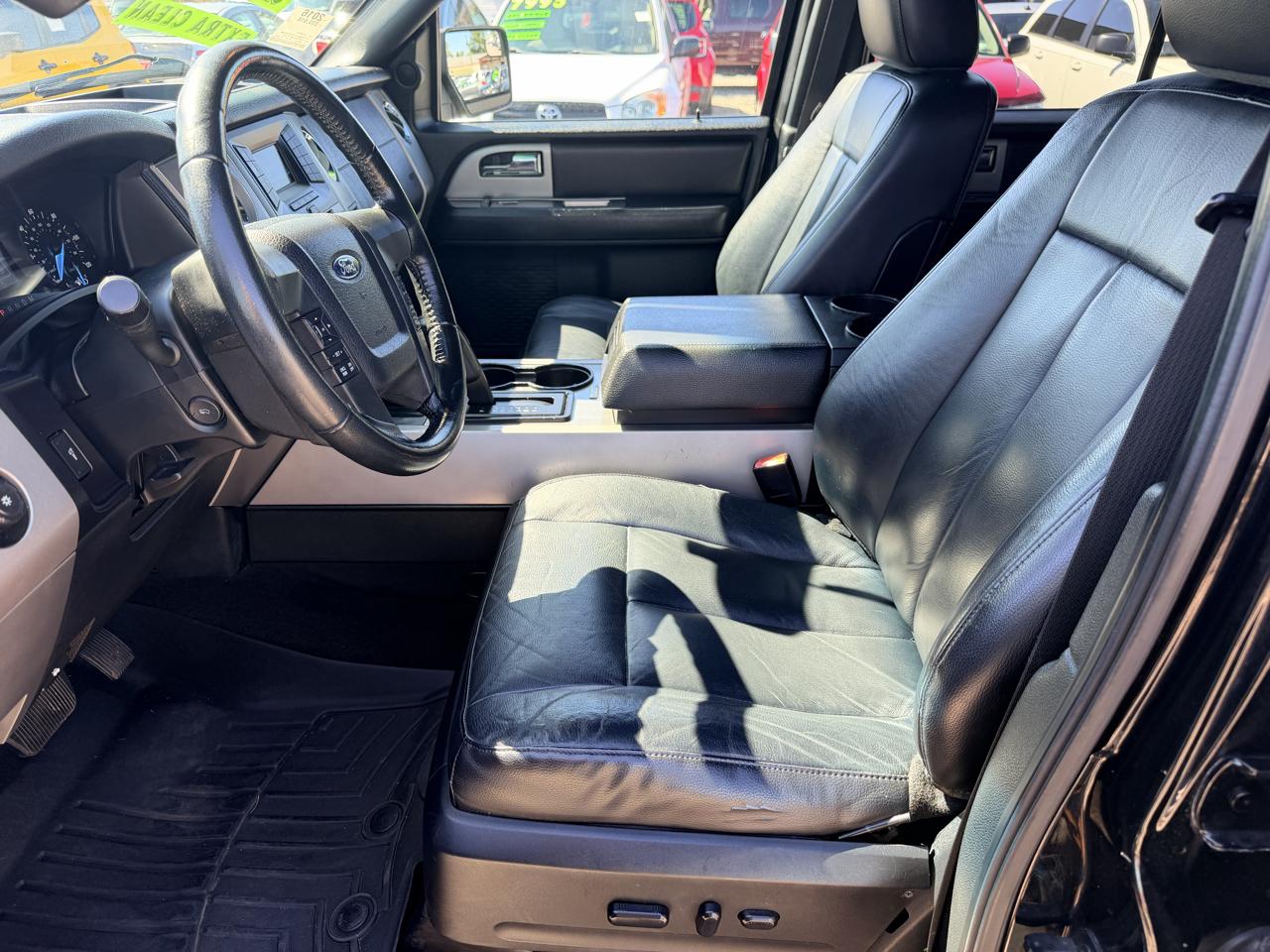 Ford Expedition EL XLT 2WD 2016