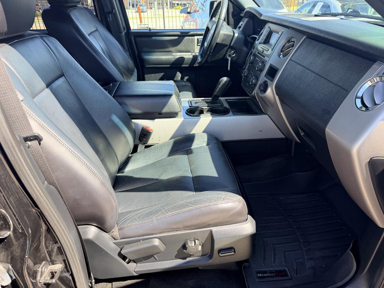 Ford Expedition EL XLT 2WD 2016