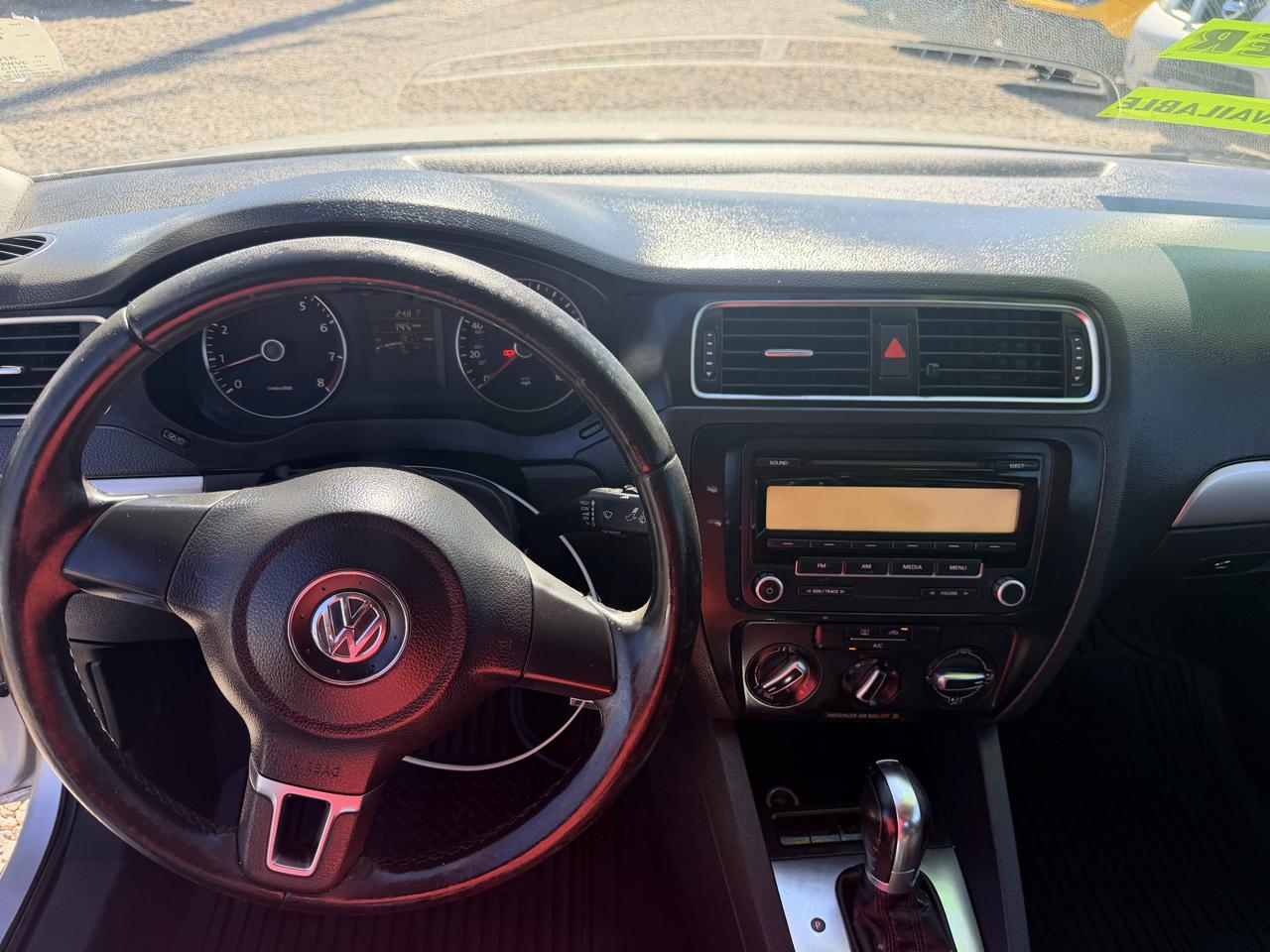 Volkswagen Jetta SE 2013