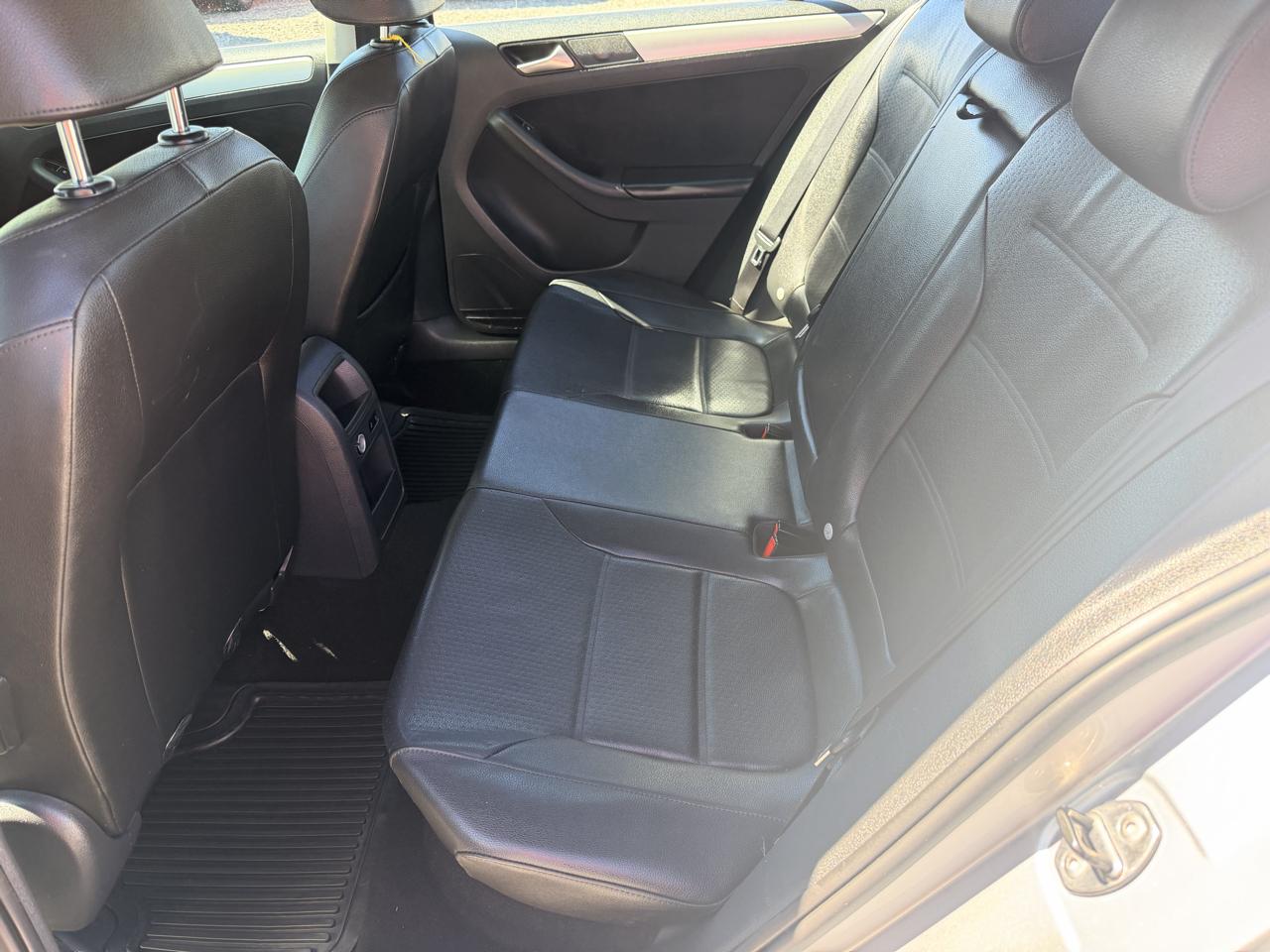Volkswagen Jetta SE 2013