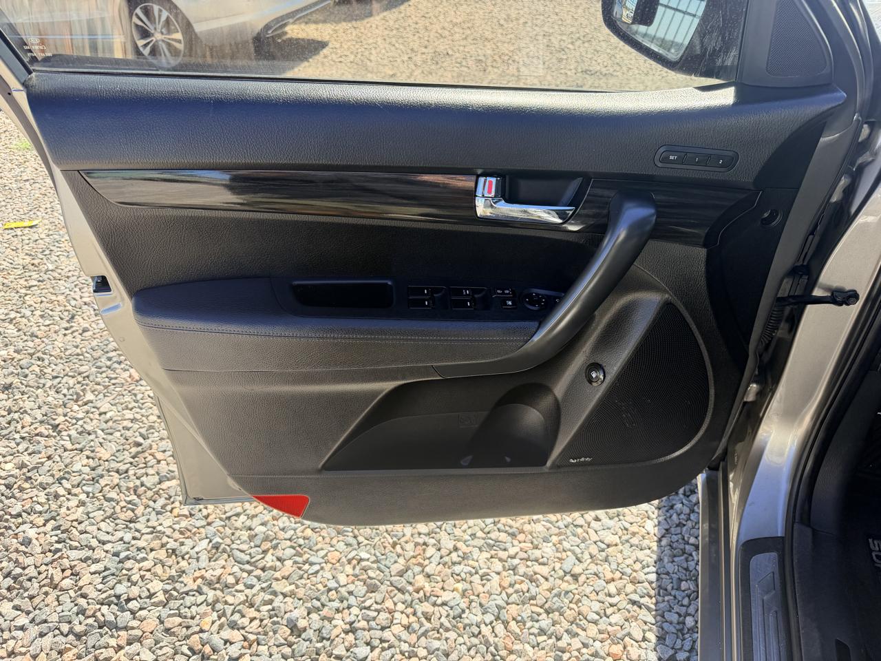 Kia Sorento SX 2WD 2012