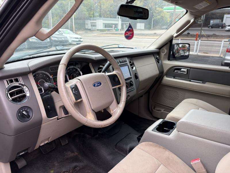 Ford Expedition XLT 4WD 2010 Ford Expedition XLT 4WD 2010
