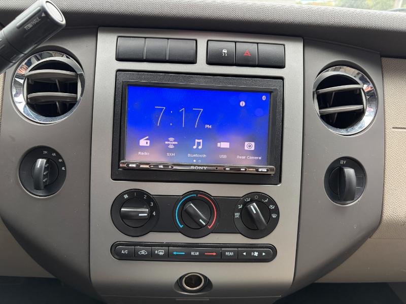 Ford Expedition XLT 4WD 2010 Ford Expedition XLT 4WD 2010