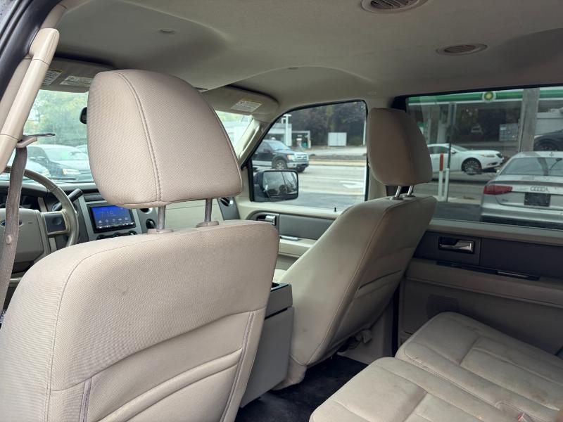 Ford Expedition XLT 4WD 2010 Ford Expedition XLT 4WD 2010