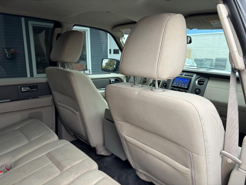 Ford Expedition XLT 4WD 2010 Ford Expedition XLT 4WD 2010