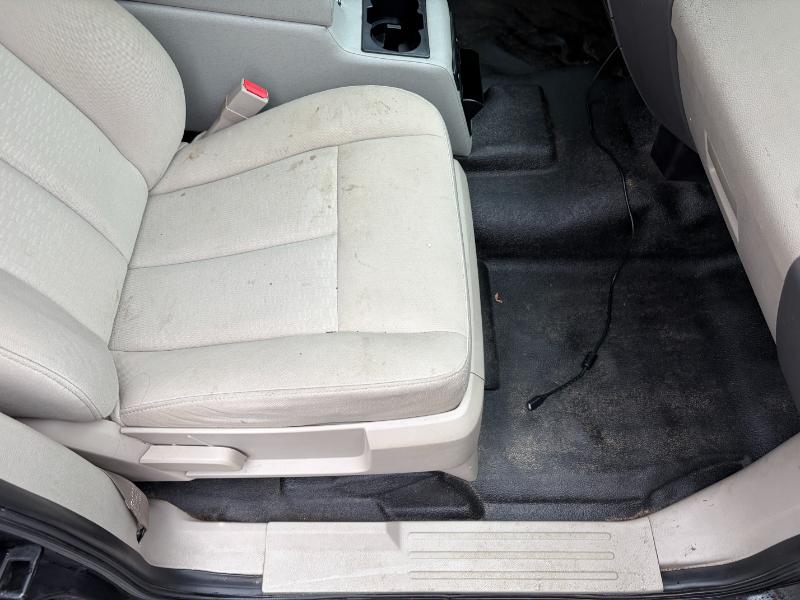 Ford Expedition XLT 4WD 2010 Ford Expedition XLT 4WD 2010