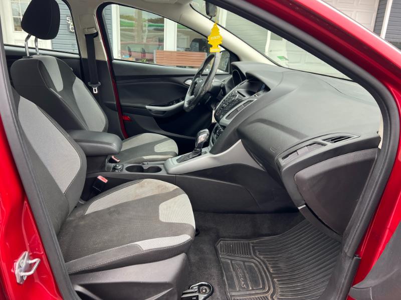 Ford Focus SE Sedan 2012 Ford Focus SE Sedan 2012