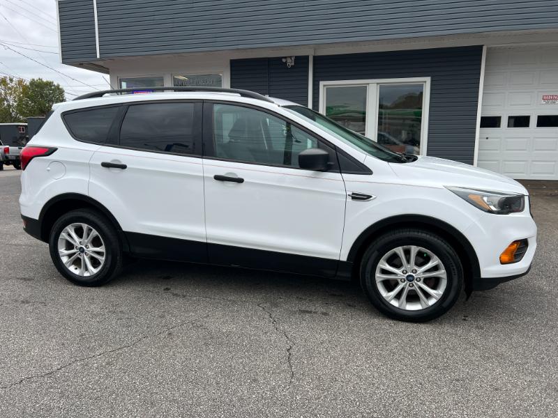 Ford Escape S FWD 2019 Ford Escape S FWD 2019