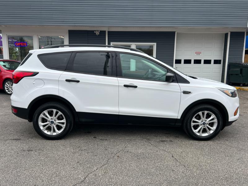 Ford Escape S FWD 2019 Ford Escape S FWD 2019