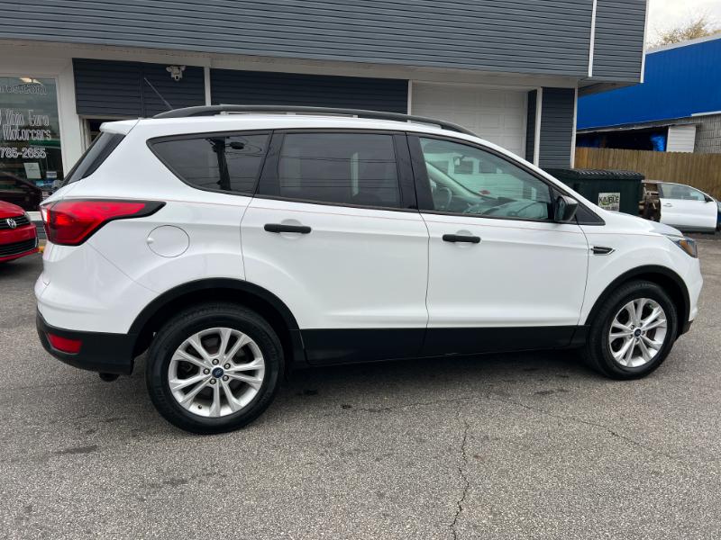 Ford Escape S FWD 2019 Ford Escape S FWD 2019