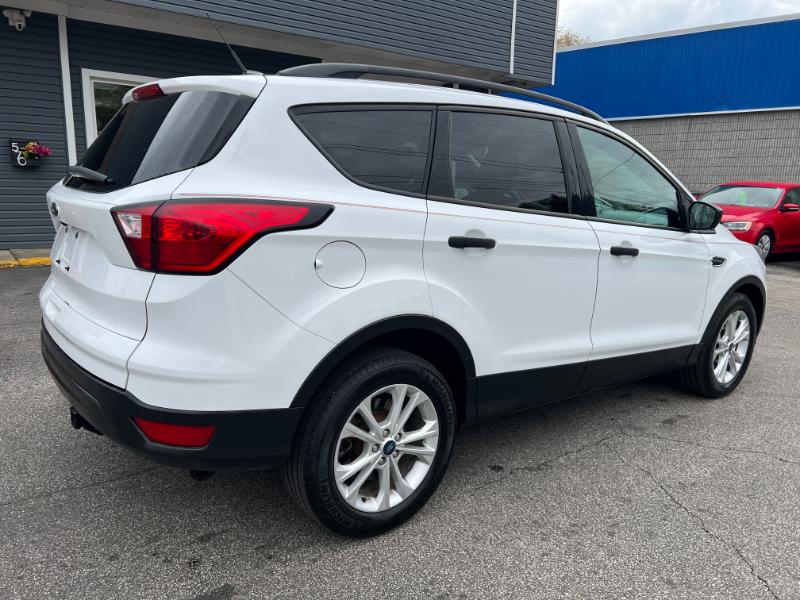 Ford Escape S FWD 2019 Ford Escape S FWD 2019