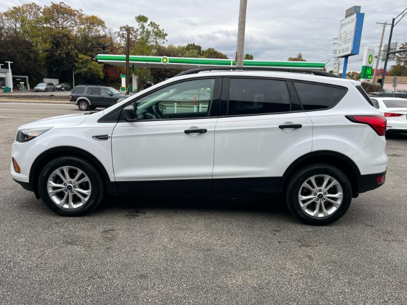 Ford Escape S FWD 2019 Ford Escape S FWD 2019