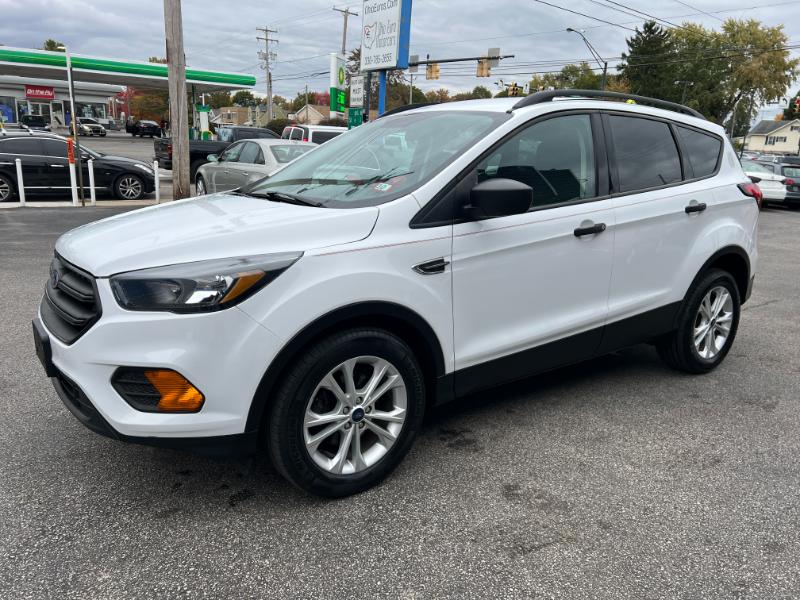 Ford Escape S FWD 2019 Ford Escape S FWD 2019
