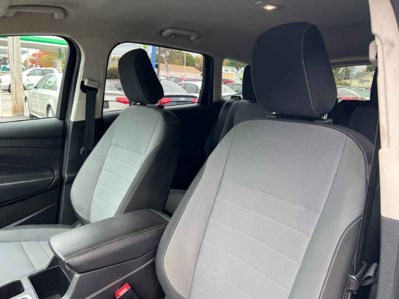 Ford Escape S FWD 2019 Ford Escape S FWD 2019