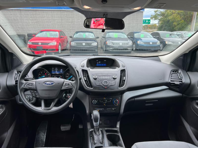 Ford Escape S FWD 2019 Ford Escape S FWD 2019