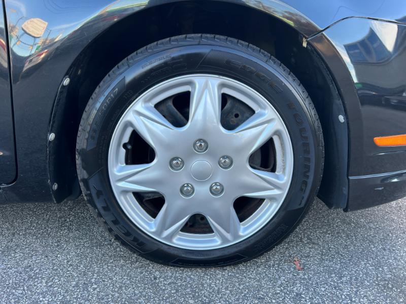 Ford Fusion I4 SE 2011 Ford Fusion I4 SE 2011