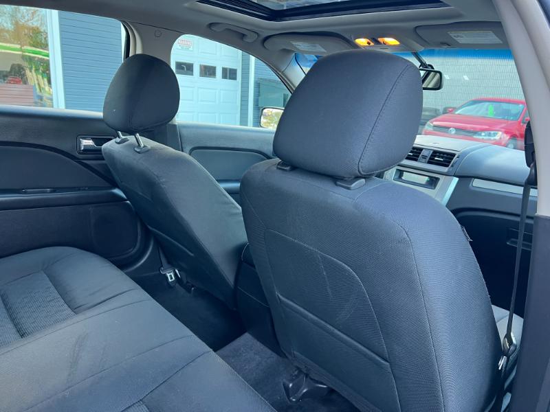 Ford Fusion I4 SE 2011 Ford Fusion I4 SE 2011