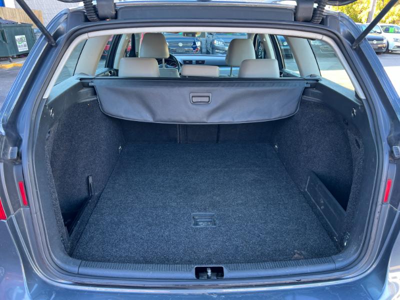 Volkswagen Passat Wagon Komfort PZEV 2010 Volkswagen Passat Wagon Komfort PZEV 2010