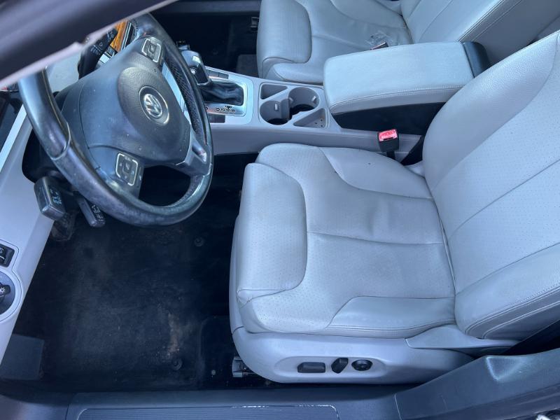 Volkswagen Passat Wagon Komfort PZEV 2010 Volkswagen Passat Wagon Komfort PZEV 2010