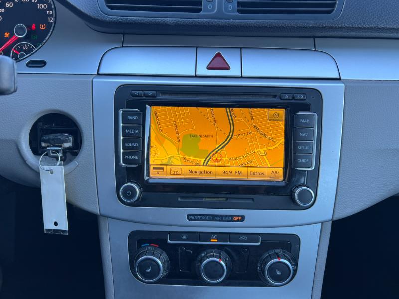 Volkswagen Passat Wagon Komfort PZEV 2010 Volkswagen Passat Wagon Komfort PZEV 2010