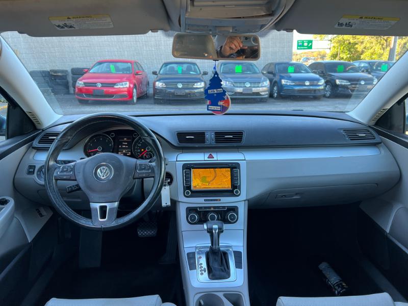 Volkswagen Passat Wagon Komfort PZEV 2010 Volkswagen Passat Wagon Komfort PZEV 2010