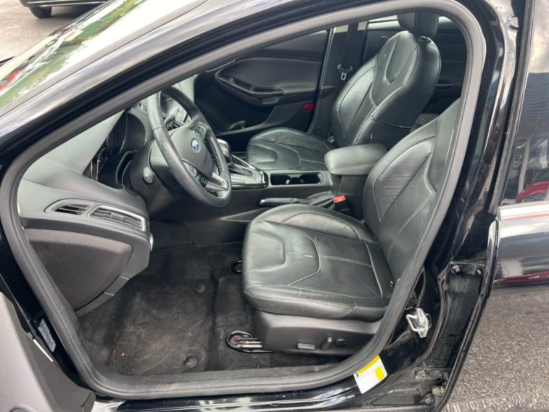 Ford Focus Titanium Sedan 2018 Ford Focus Titanium Sedan 2018