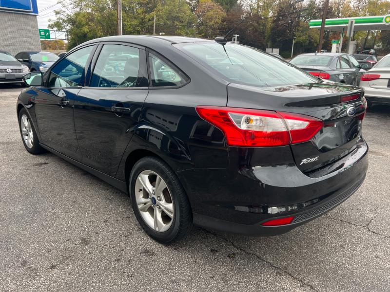 Ford Focus SE Sedan 2014 Ford Focus SE Sedan 2014