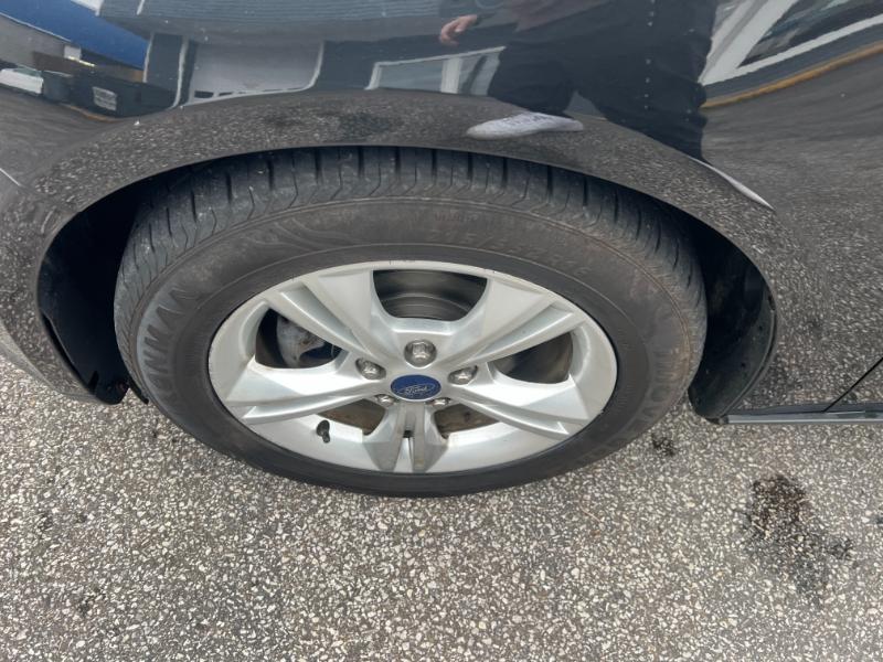 Ford Focus SE Sedan 2014 Ford Focus SE Sedan 2014