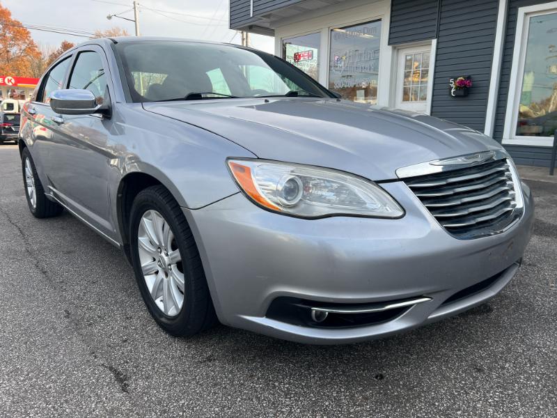 2013 Chrysler 200 Limited