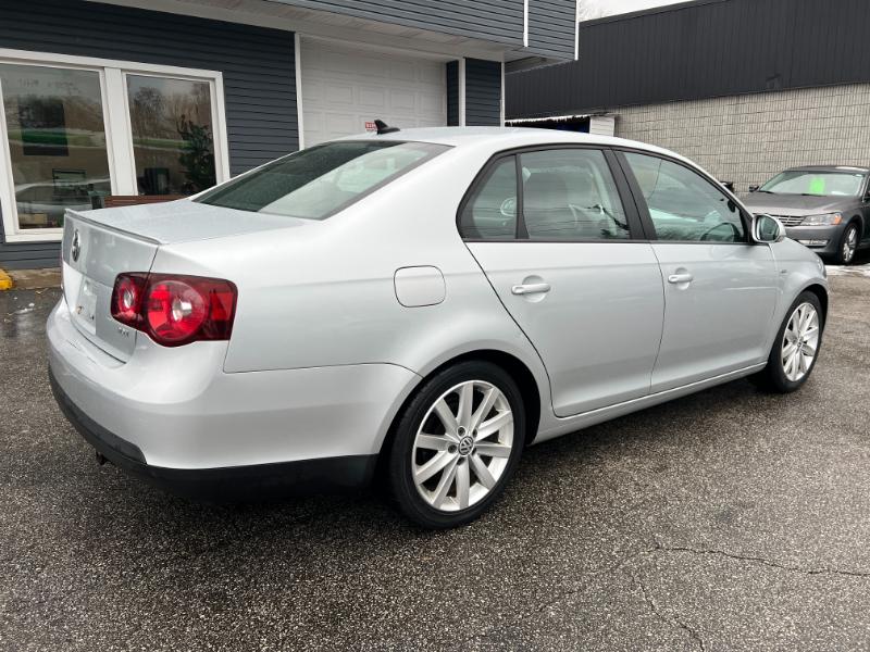 Volkswagen Jetta Wolfsburg Edition PZEV 2010