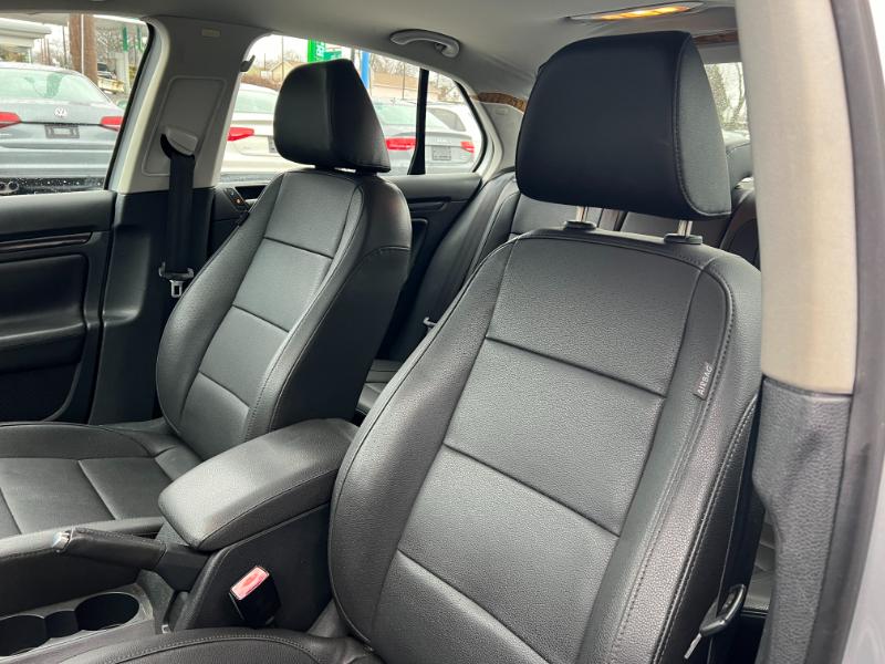 Volkswagen Jetta Wolfsburg Edition PZEV 2010