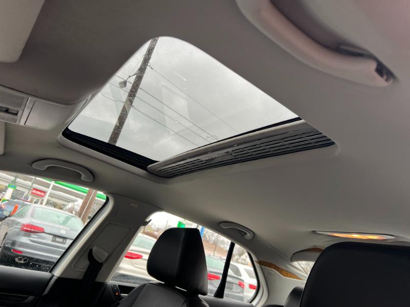 Volkswagen Jetta Wolfsburg Edition PZEV 2010