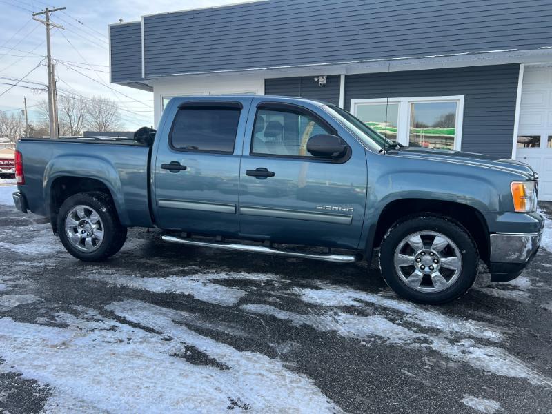 GMC Sierra 1500 SLE Crew Cab 4WD 2011