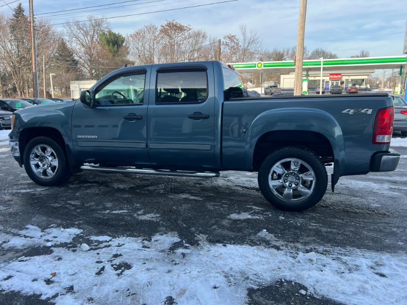 GMC Sierra 1500 SLE Crew Cab 4WD 2011