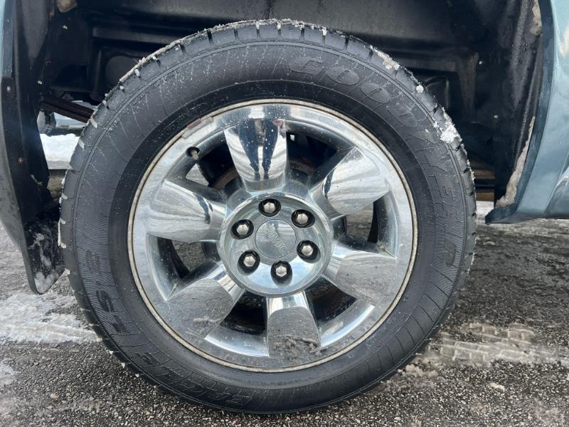 GMC Sierra 1500 SLE Crew Cab 4WD 2011