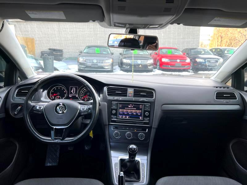 Volkswagen Golf SportWagen TSI S 5M 2018